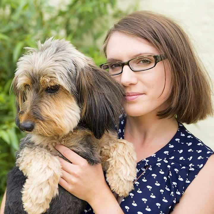 Anika Steidel: Hundeosteopathin